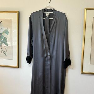 Neiman Marcus Silk Robe M